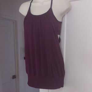 Lululemon Athletica Maroon Top - Size 4